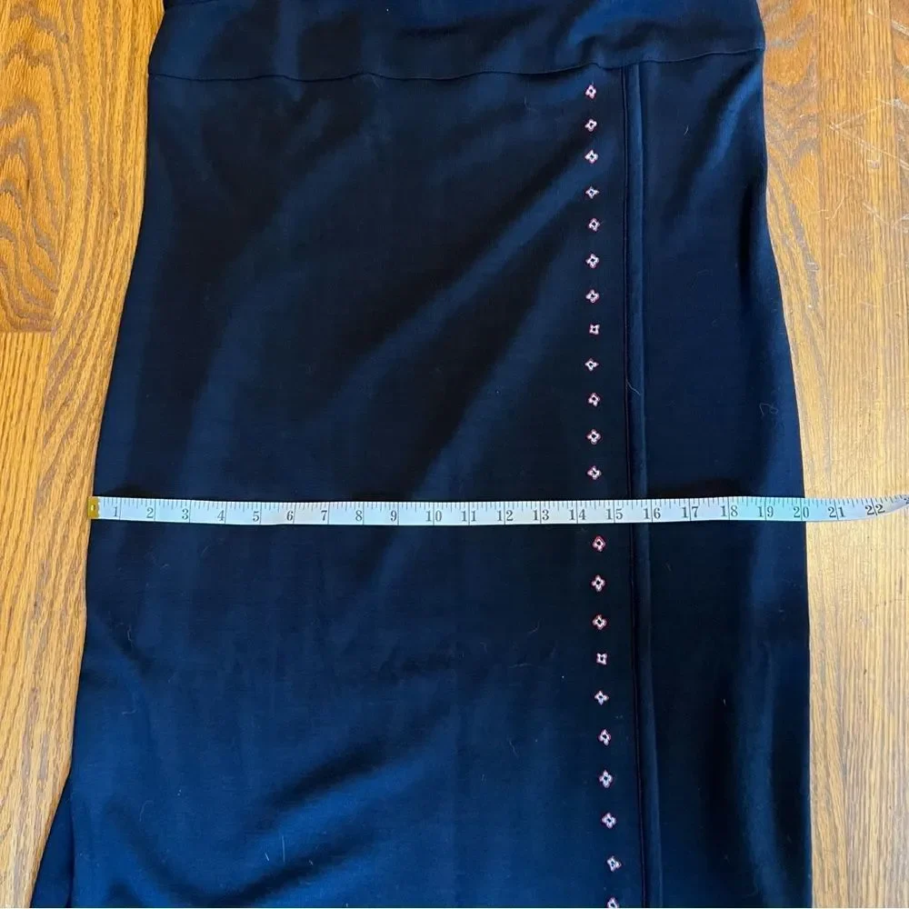 Vintage Garnet Hill Black Floral Embroidered Wool Dress, Size 14 Petite - Picture 13 of 16